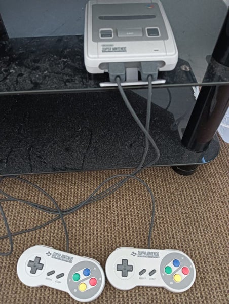 SNES mini x2 controllers Carousel 2