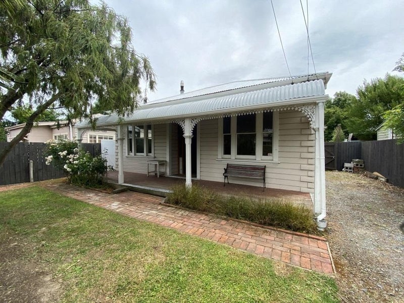 Image 1 of 10
