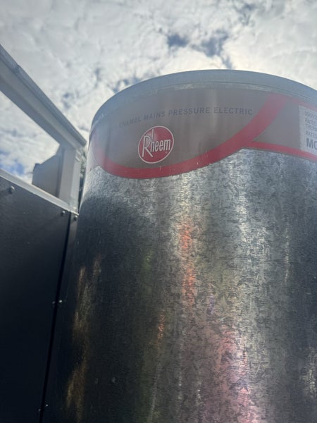 Rheem 177litre mains hot water cylinder Carousel 2