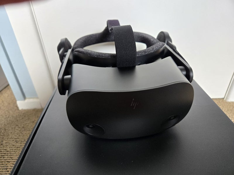 HP Reverb G2 Virtual Reality Headset Carousel 1