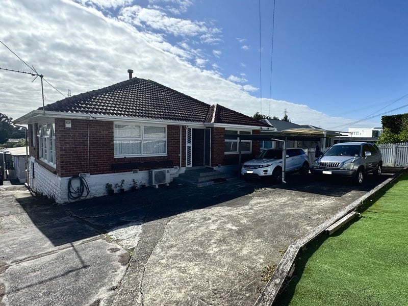 Image 1 of 18