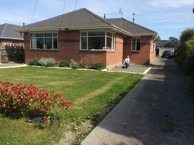 Image 1 of 8