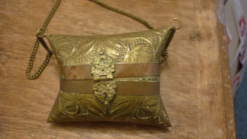 BRASS & COPPER PURSE Carousel 2