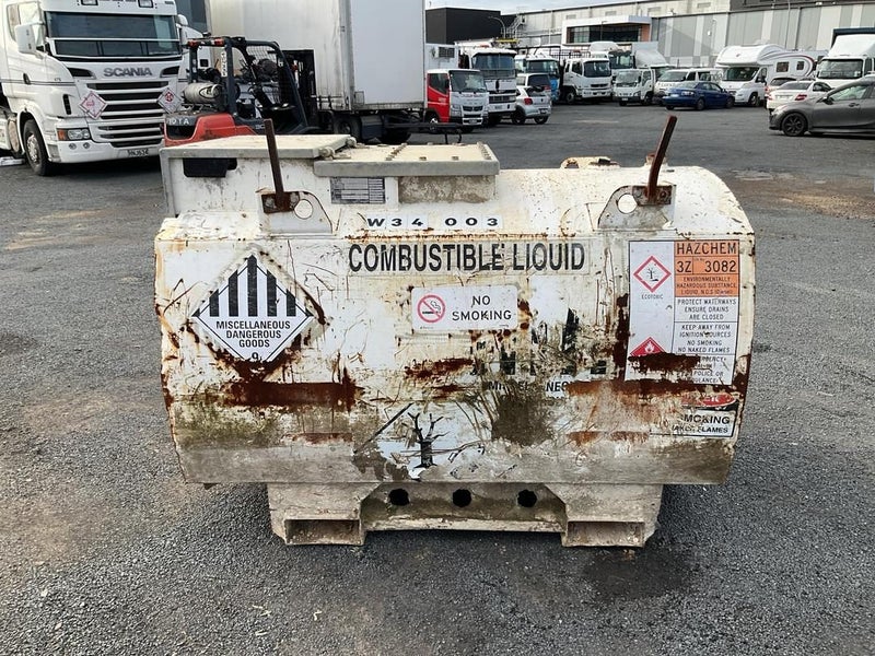 Diesel Fuel Tank with Pump Carousel 2