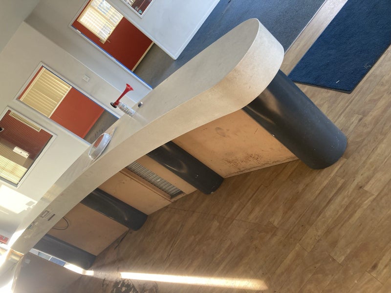 Large reception counter Carousel 2