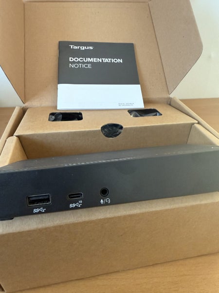 Targus 4K Docking Station Carousel 2