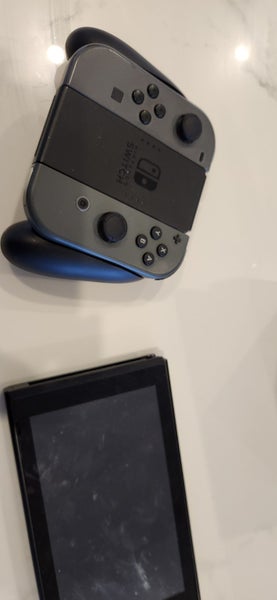 Nintendo Switch with JoyCon Carousel 4
