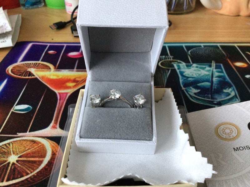 BEAUTIFUL MAISONETTES DIAMOND RING AND EARRINGS GRA CERTIFIED. Carousel 2