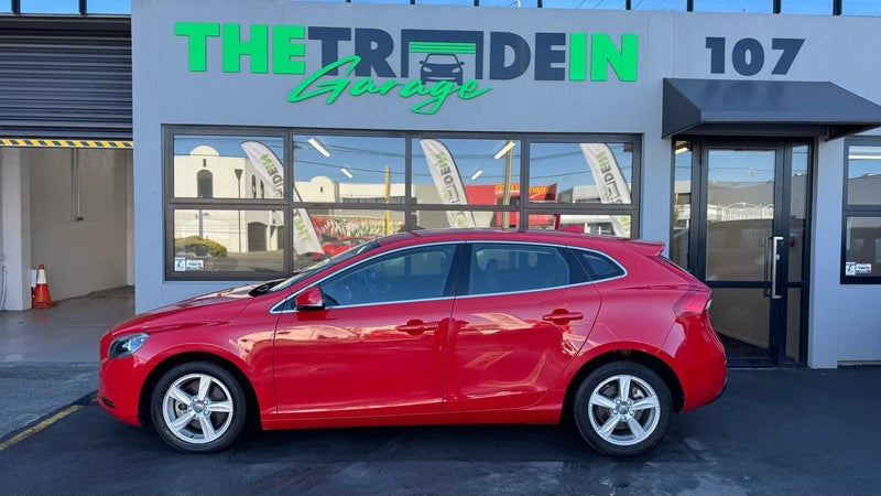 2015 Volvo V40 T462865830936834113