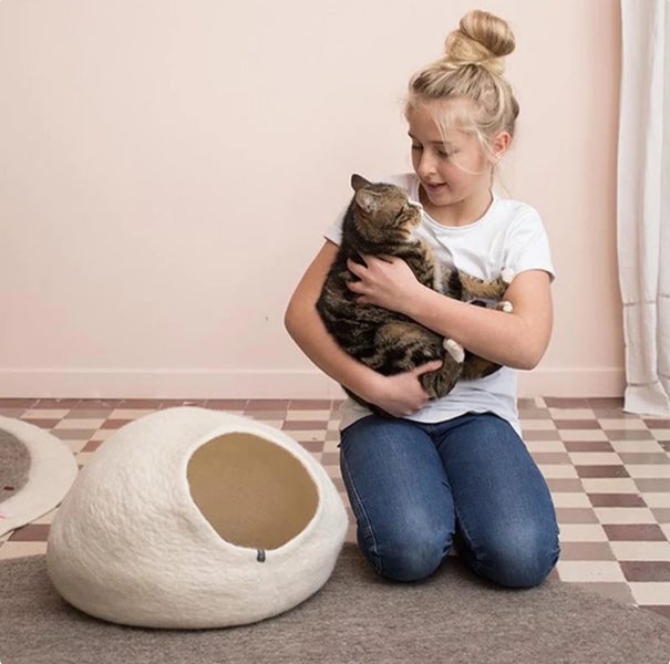 2 x Muskhane Felt Cat Basket - Natural NEW Carousel 2