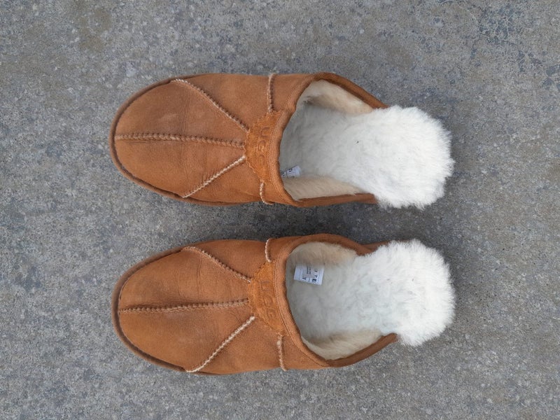 Ugg mens slippers Carousel 2