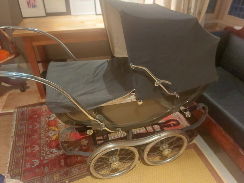 Vintage Pram Carousel 2