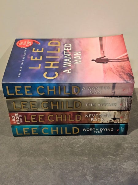 Four Large Format Lee Child Reacher Novels - As/Near New as Pictured. Carousel 1