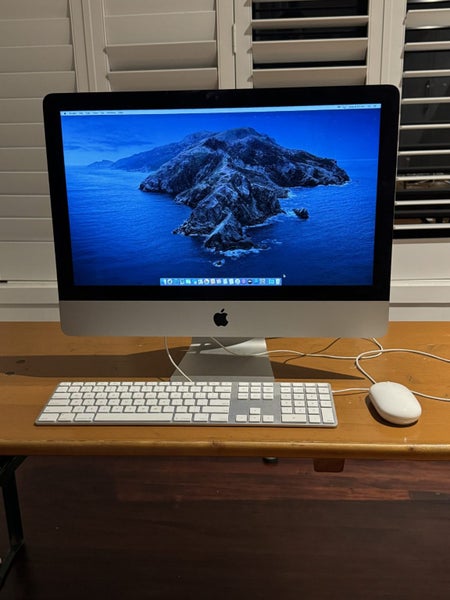 Apple iMac 21.5" — 2.9ghz Intel Core i5 — Late 2013 Model Carousel 1