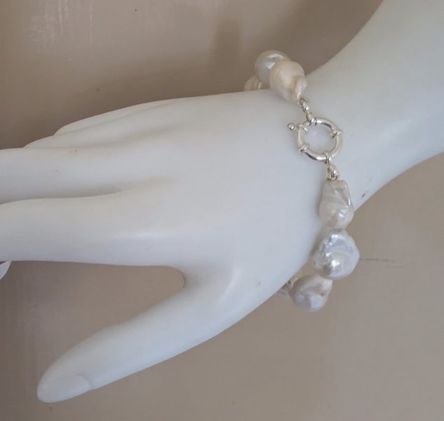 15 - 20mm Natural White Keshi Kasumi Pearl Bracelet 23 cms Carousel 4