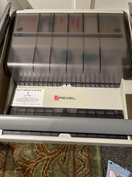 Binder Carousel 1