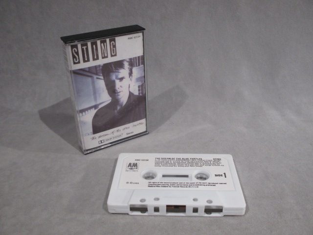 STING - The dream of the blue turtles (VG+) Carousel 1