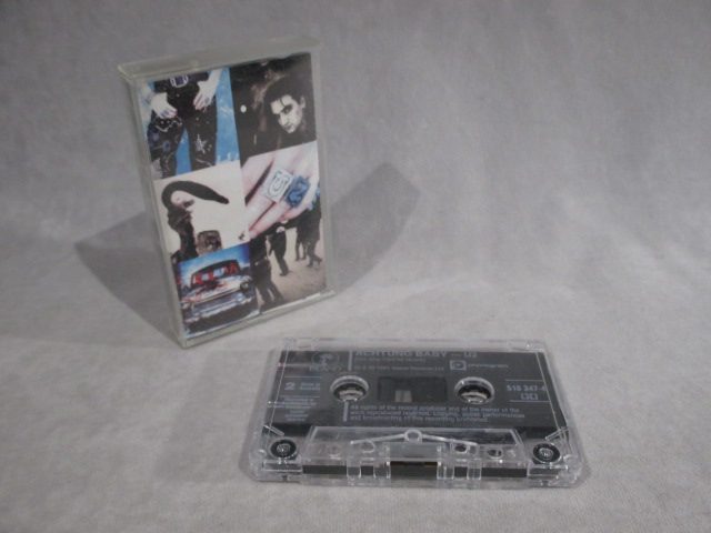 U2 - Achtung baby (EX) Carousel 1