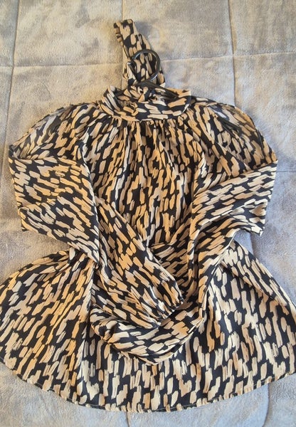Shein x3 Tops New condition (Size 10) Carousel 1