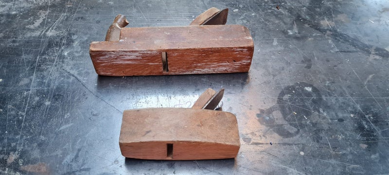 2x Wood Planes Carousel 2