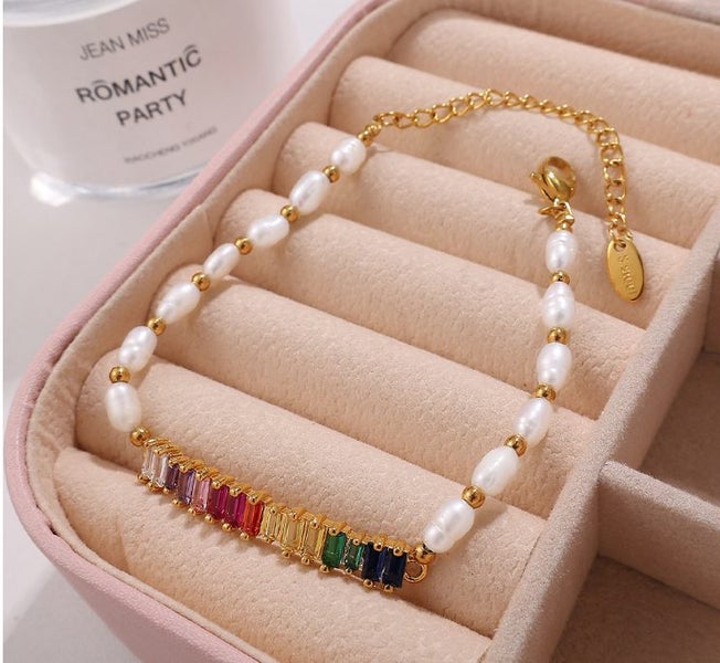 Colored zircon freshwater pearl bracelet Carousel 2