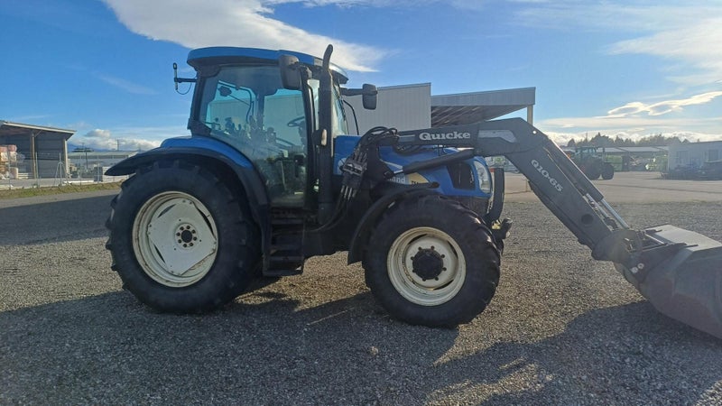 New Holland TSA115 Carousel 1