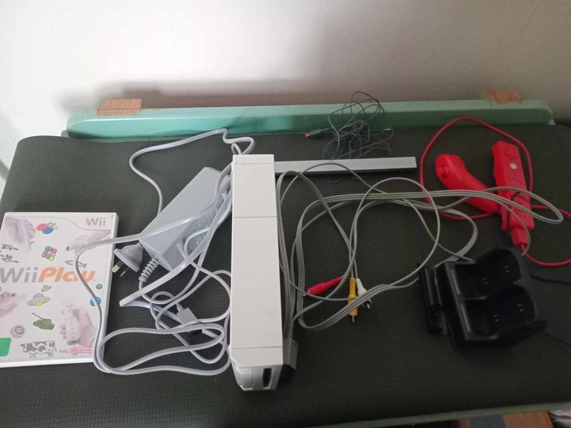 Nintendo Wii + remote and controller + Wii Play Carousel 1