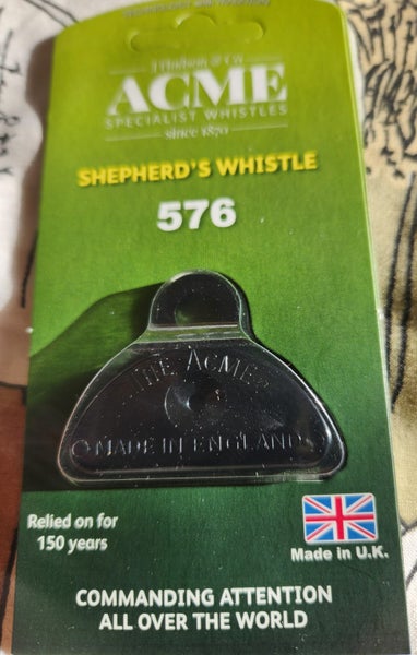 Acme 576 Shepherds Whistle Black. Carousel 1