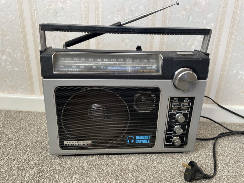 Superadio II - General Electric Carousel 1