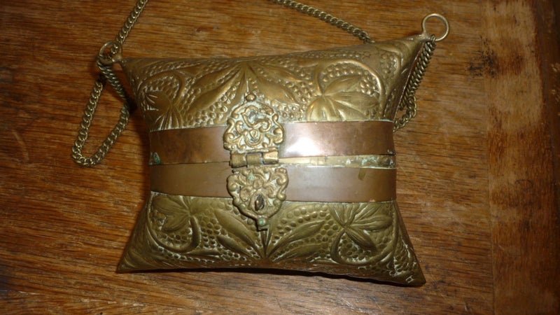 BRASS & COPPER PURSE Carousel 4
