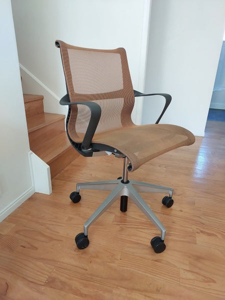 Herman Miller SETU Designer Ergonomic Chair Carousel 2