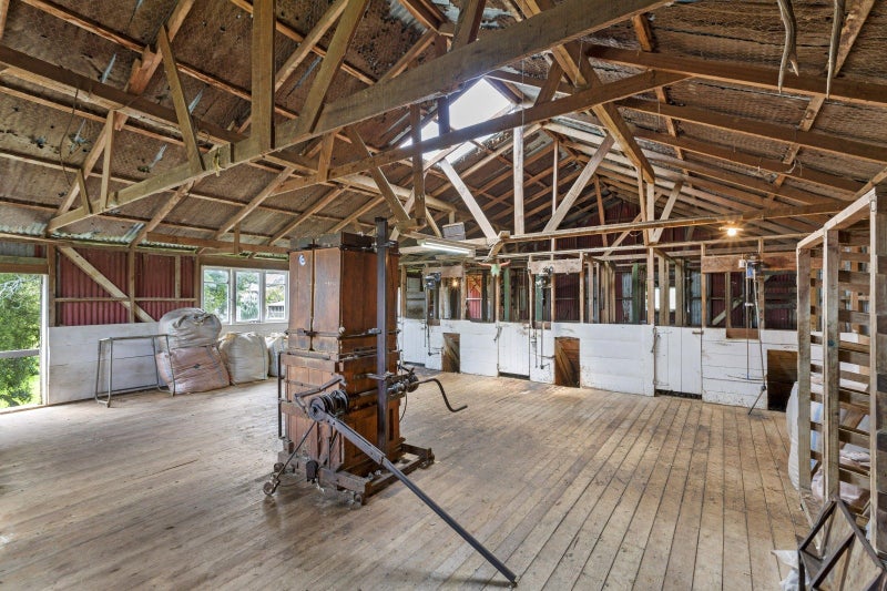 gallery carousel 33