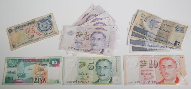 Assorted Vintage / More Recent Singapore Banknotes Carousel 1