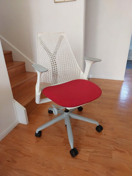 Herman Miller Sayl Ergonomic Office Chair (Deep cleaned) Carousel 1