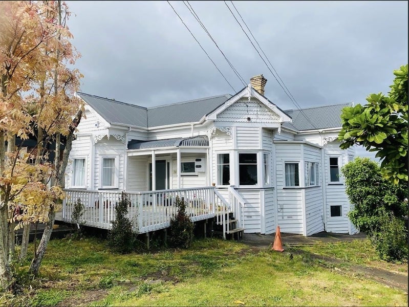 Image 1 of 18