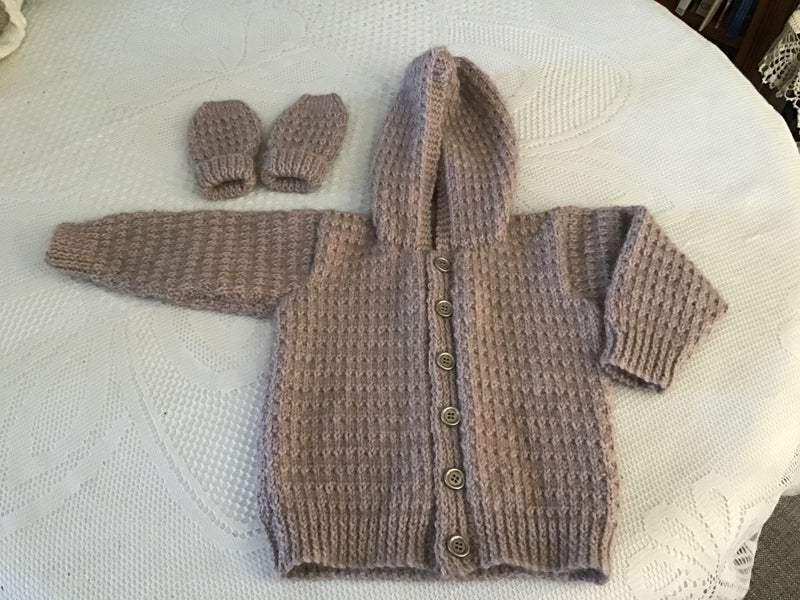 Brand New 8ply Pure Wool Fawn Girl’s Jacket with Mitten’s Carousel 1
