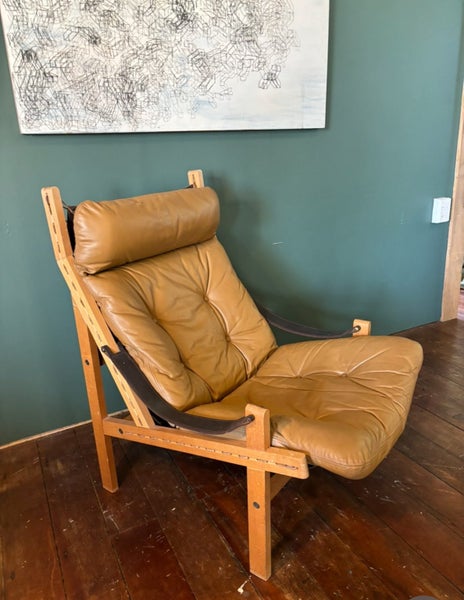 Mid Century Safari Chair -Tan Leather Carousel 1
