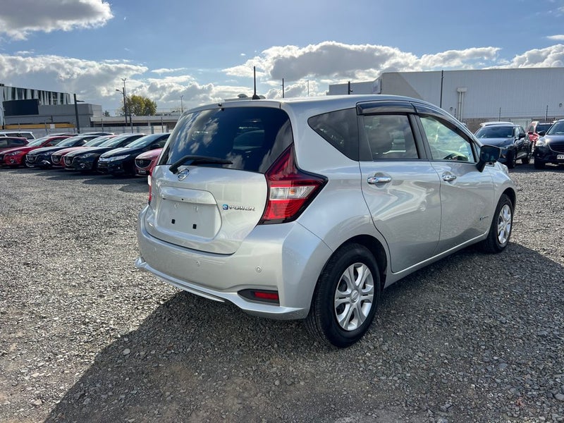 2017 Nissan Note e-Power X/ Low KMS62854328979970112