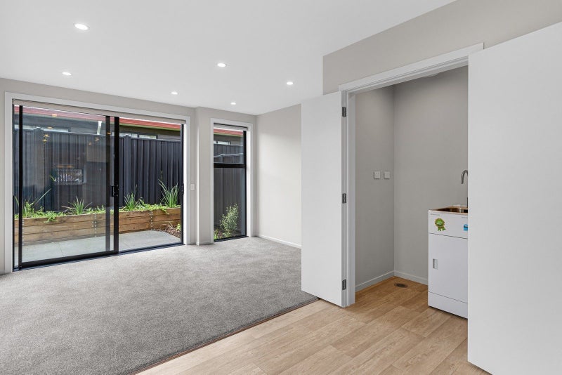 Modern Comfort, Zero Hassle62885375576705113