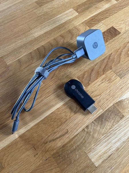 Google Chromecast Streaming HDMI Media Player (H2G2-2A) Carousel 2