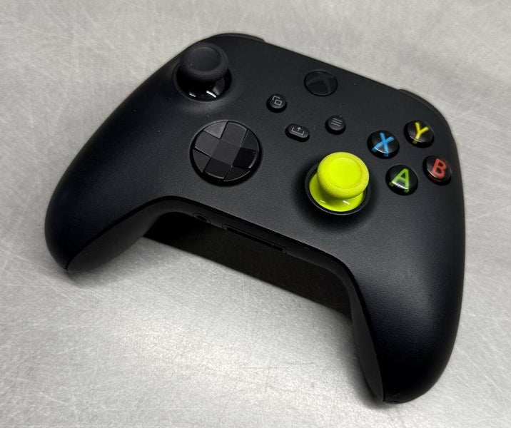 Xbox Series S Console Carousel 7