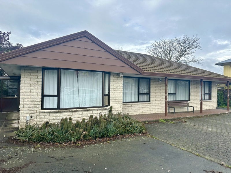 Image 1 of 25
