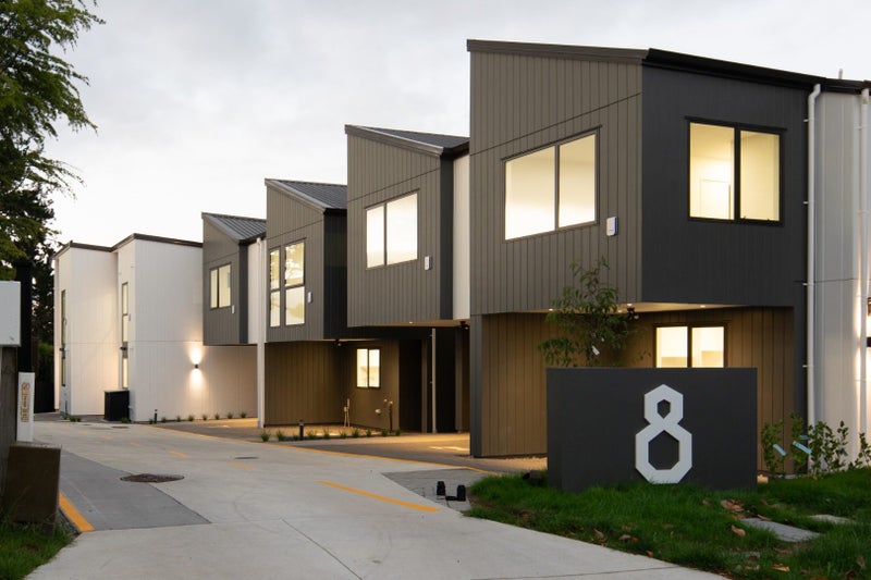 Image 1 of 27