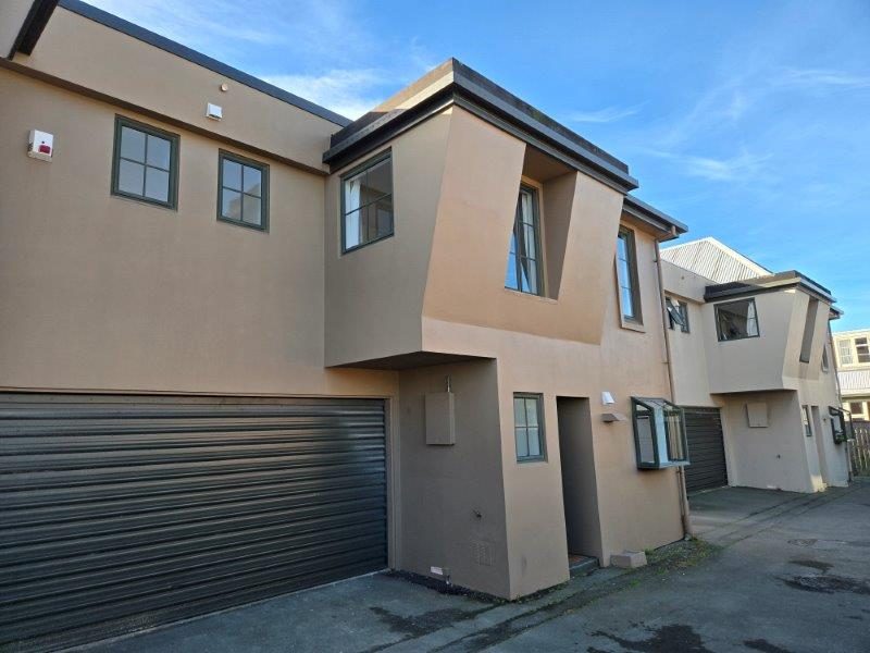 Image 1 of 25