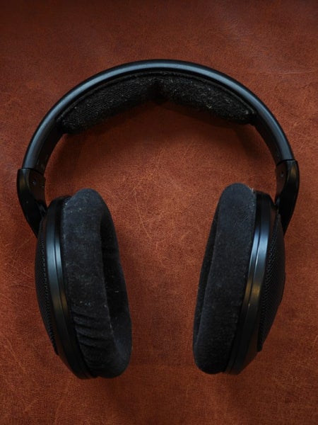 Sennheiser HD560s Carousel 7