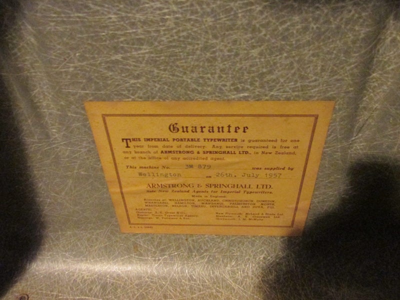 Imperial portable typewriter Carousel 3