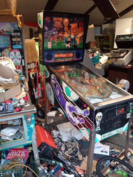 World Cup Soccer 94 Pinball Machine Carousel 1