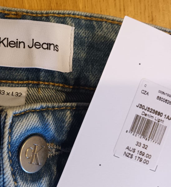 CALVIN KLEIN BRAND NEW JEANS 33 X 32 SLIM TAPER, RRP: NZ$ 179 Carousel 2