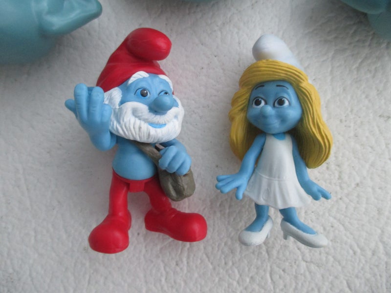 Did someone say Smurfs? Carousel 1