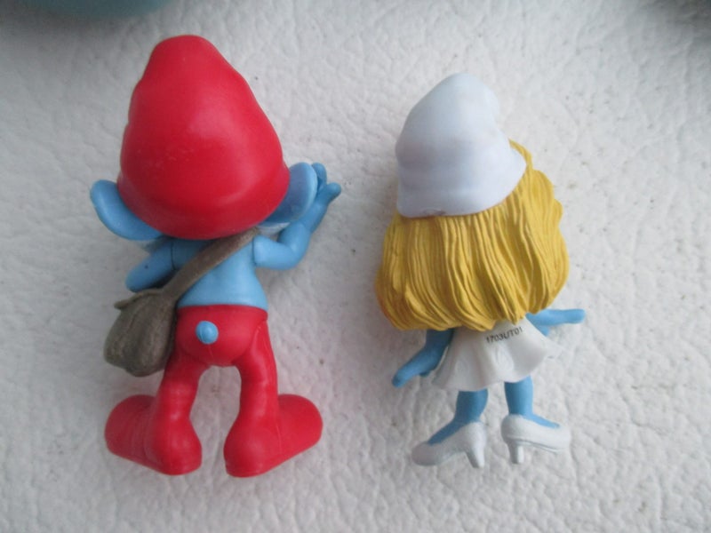 Did someone say Smurfs? Carousel 2
